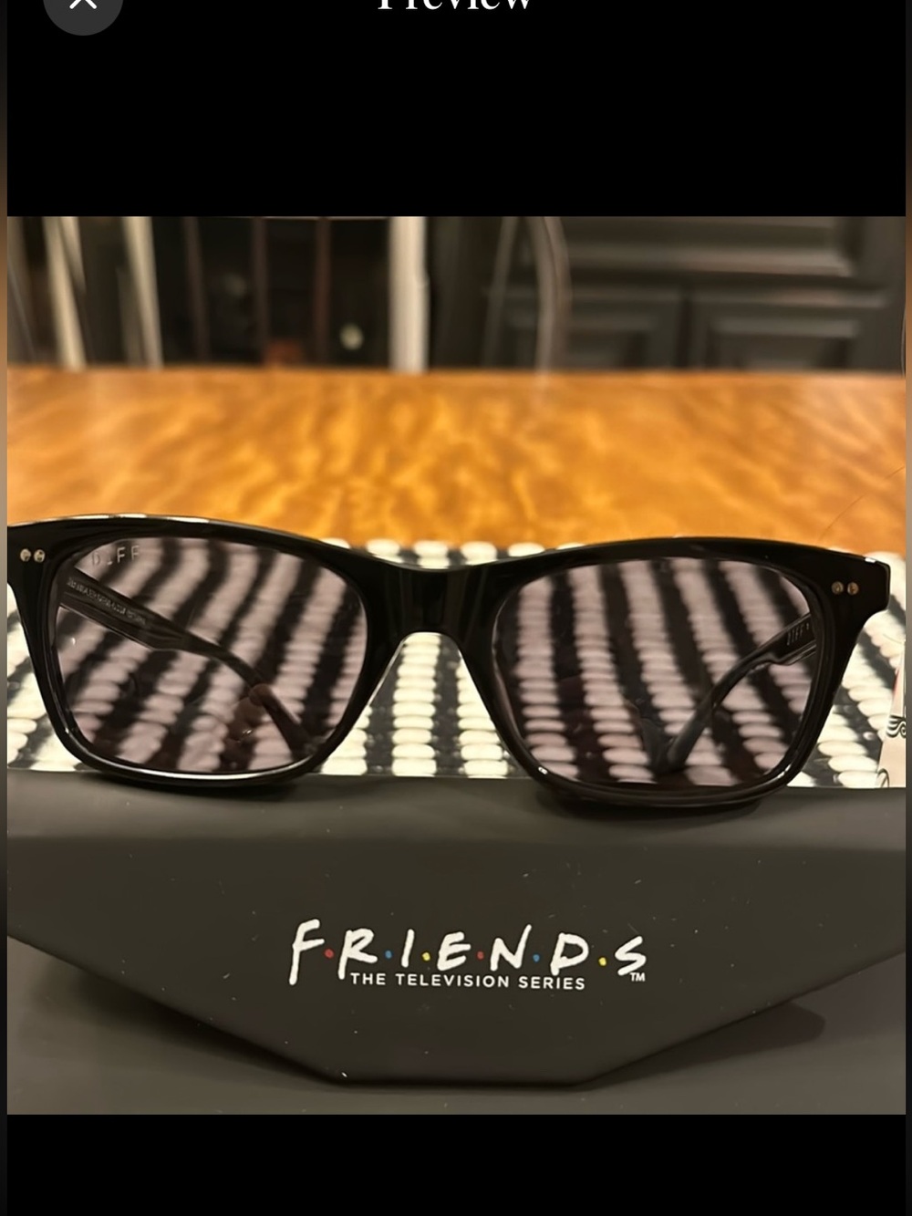 DIFF Friends x CHANDLER Square Sunglasses In Black (SOLD OUT)